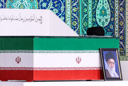سبەینێ نوێژی جەنازە لە سەر تەرمی ڕێبەری شەهیدی ئێران دەخوێنرێت