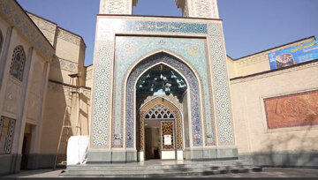 ویدیو | استقبال و خدمات‌رسانی مدرسه علمیه امام خمینی(ره) از زائرین رهبر شهید