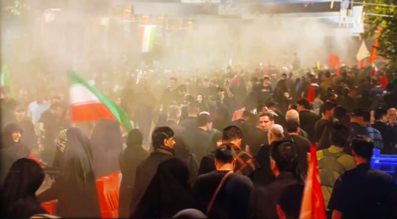 Dating opisyal ng Shabak: Ang seremonya ng libing sa Iran ay "pagpapakita ng kapangyarihan"
