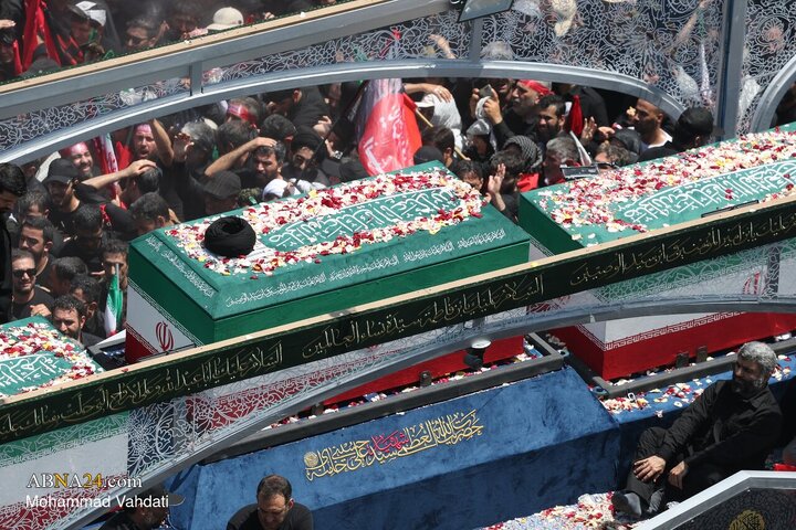 تشییع پیکر مطهر رهبر شهید انقلاب در تهران
