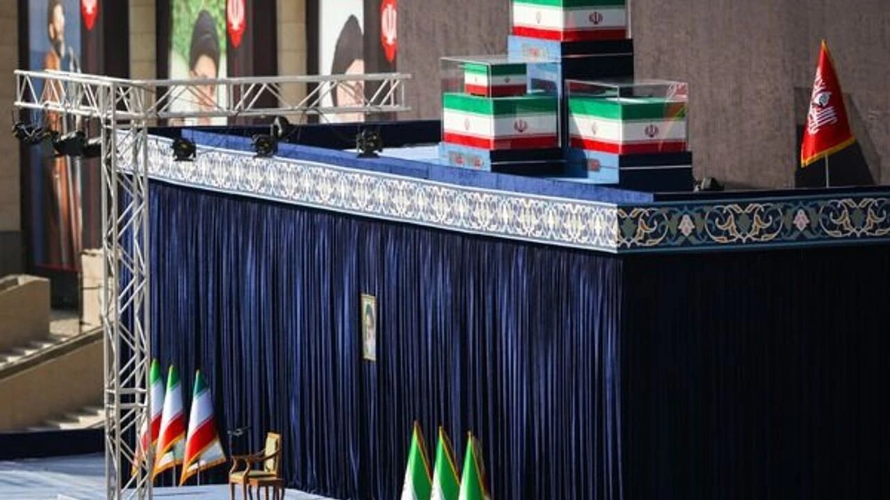 İran ordusundan kararlılık mesajı: Şehit İmam'ın yolu sürdürülecek