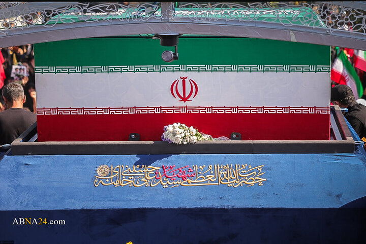 Funerali dei corpi puri del leader martire della Rivoluzione a Teheran