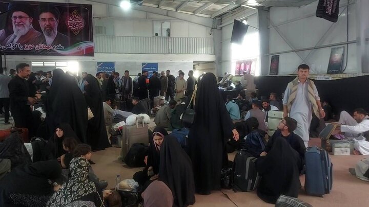 افزایش ظرفیت مرزی تایباد برای میزبانی از زائران افغانستانی؛ صدور ۲۵۰۰ ویزای هفت‌روزه