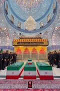 Ang mga Banal na Katawan ng mga Pamilyang Martir na Lider ng Rebolusyon, sa Tabi ng Dambana ni Hazrat Abbas (sumakanya nawa ang kapayapaan)