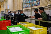تقرير مصور/ العتبة العلوية المقدسة تفدم أكثر من 250 ألف وجبة للمعزين في تشييع الإمام الخامنئي (رض)