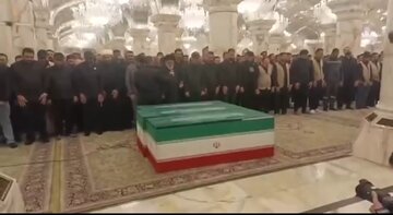 Orações fúnebres pelo Líder Mártir da Revolução Islâmica no Santuário do Imam Ali, em Najaf