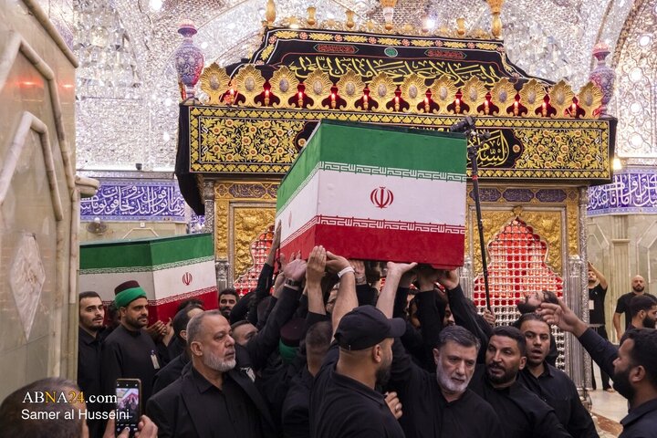 تشییع پیکرهای خانواده رهبر شهید در حرم مطهر حضرت ابوالفضل(ع)
