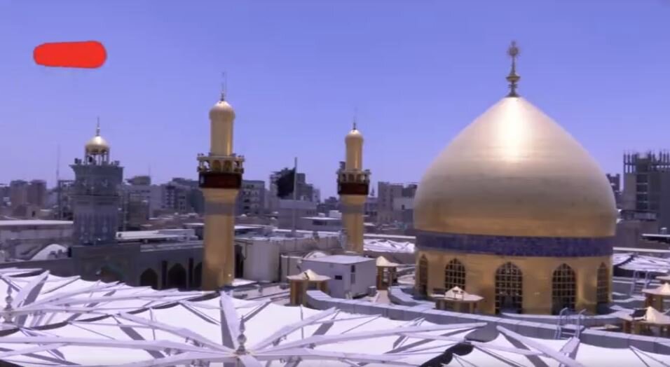 Video: Formation of prayer rows for funeral prayer over body of martyred Imam, led by Ayatollah Hakim