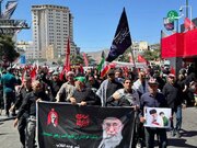 فيديو | الشعب الايراني بانتظار الجثمان الطاهر للشهيد الإمام السيد "الخامنئي" في مدينة مشهد