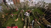 Tazama Waombolezaji Walivyodhihirisha Mapenzi ya Dhati kwa Shahidi Sayyid Ali Hussein Khamenei (ra) Wakisubiri Kuwasili kwa Mwili Wake +Picha