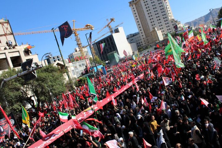 اشک، عزا، حماسه در مشهدالرضا