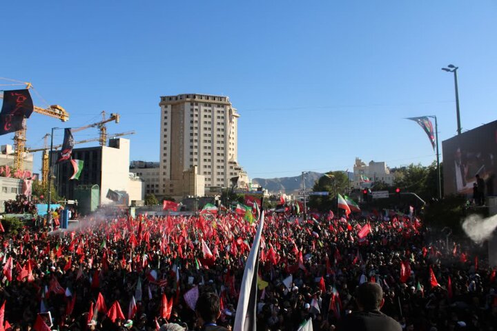 اشک، عزا، حماسه در مشهدالرضا