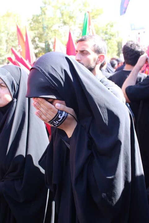 اشک، عزا، حماسه در مشهدالرضا