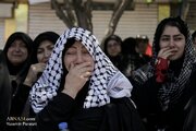 تقرير مصور/ أجواء الحزن والفراق تخيم على المشيعين في تشييع الإمام الشهيد الخامنئي بمشهد