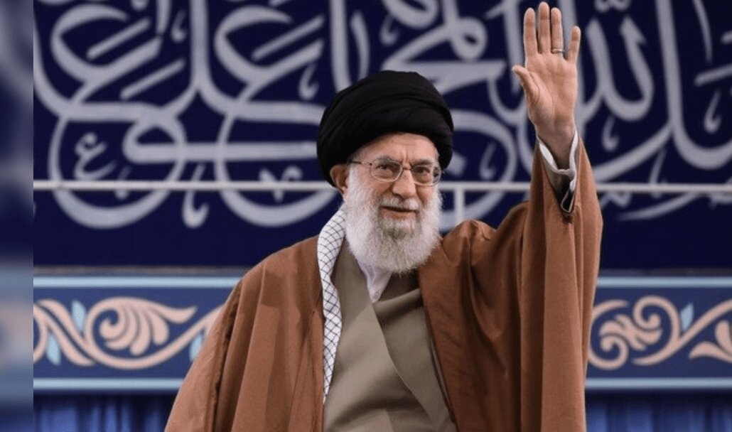 اس گرم موسم میں آنے پر آپ کا بہت بہت شکریہ، امامِ شہیدِ امت سید علی خامنہ ای
