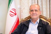 الرئيس الإيراني"بزشكيان" يشكر الشعب العراقي على إقامة تشييع مهيب للإمام الشهيد بالنجف وكربلاء