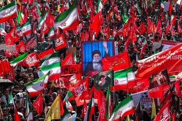 فەرماندەی سپای پاسداران: تۆڵەسەندنەوە و سزادانی هۆکارانی شەهادەتی ڕێبەر داخوازیی گشتیە
