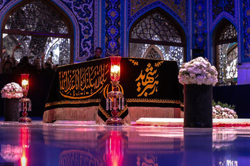 دعوت برای حضور در آیین بزرگداشت قائد شهید امت