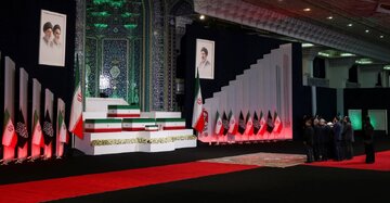 Penyelenggaraan Acara Penghormatan untuk Pemimpin Syahid di Thailand / Atase Kebudayaan Iran: Kehadiran Jutaan Rakyat Merupakan Manifestasi Kesetiaan