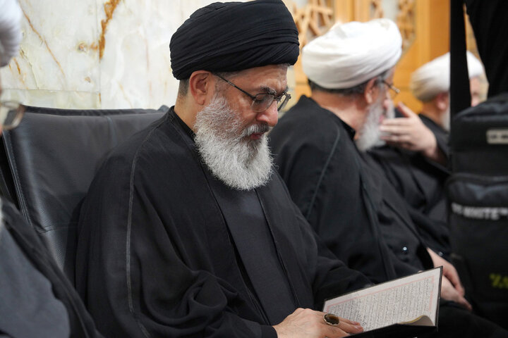حضور گسترده علما در مراسم یادبود رهبر شهید انقلاب در قم