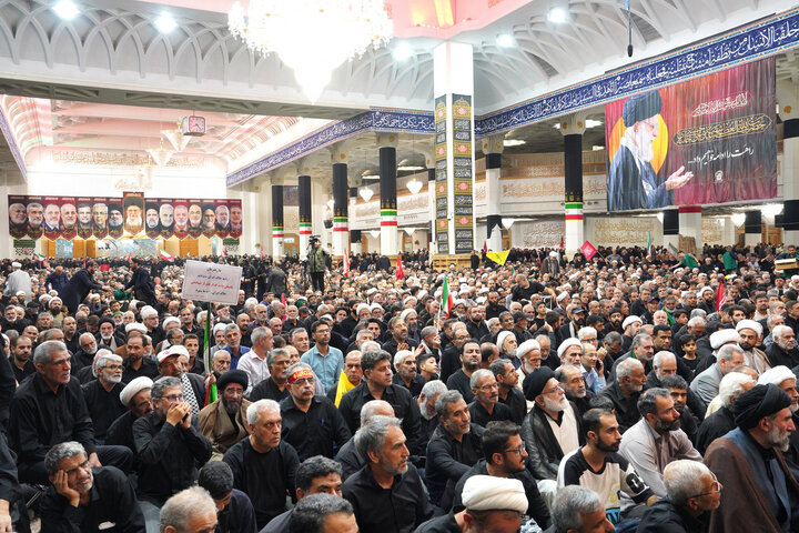 حضور گسترده علما در مراسم یادبود رهبر شهید انقلاب در قم