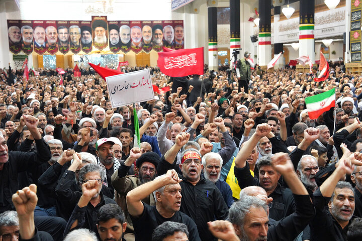 حضور گسترده علما در مراسم یادبود رهبر شهید انقلاب در قم