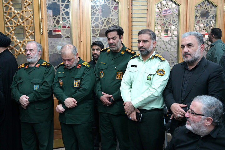 حضور گسترده علما در مراسم یادبود رهبر شهید انقلاب در قم
