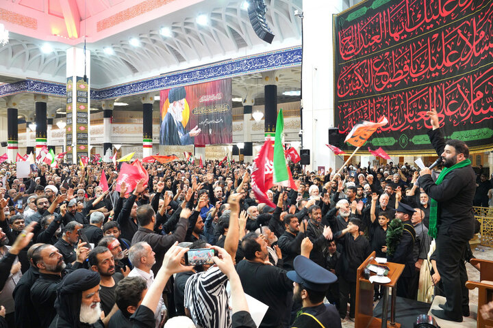 حضور گسترده علما در مراسم یادبود رهبر شهید انقلاب در قم