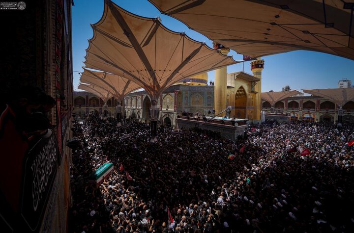 تقرير مصور/ مراسم العزاء والصلاة على جثمان الشهيد السيد الخامنئي (قدّس سرّه) برعاية العتبة العلوية