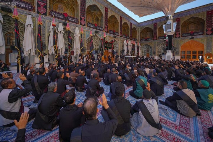 عکس خبری/ عزاداری خادمان آستان علوی به مناسبت شهادت امام سجاد(ع)
