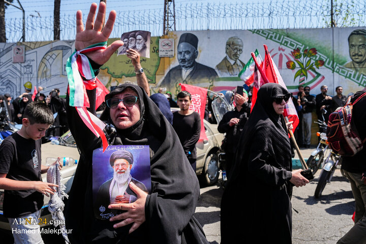 تشییع پیکر مطهر رهبر شهید انقلاب در تهران