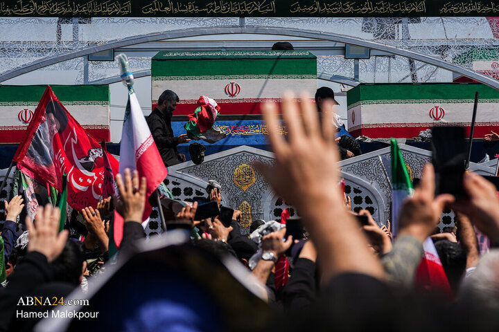 تشییع پیکر مطهر رهبر شهید انقلاب در تهران