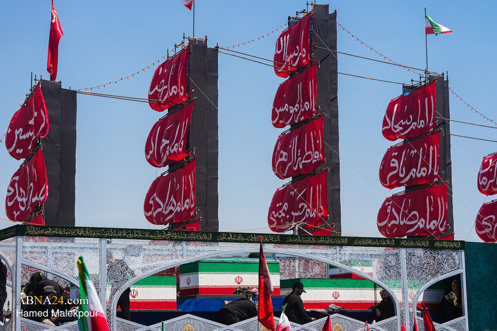 تشییع پیکر مطهر رهبر شهید انقلاب در تهران