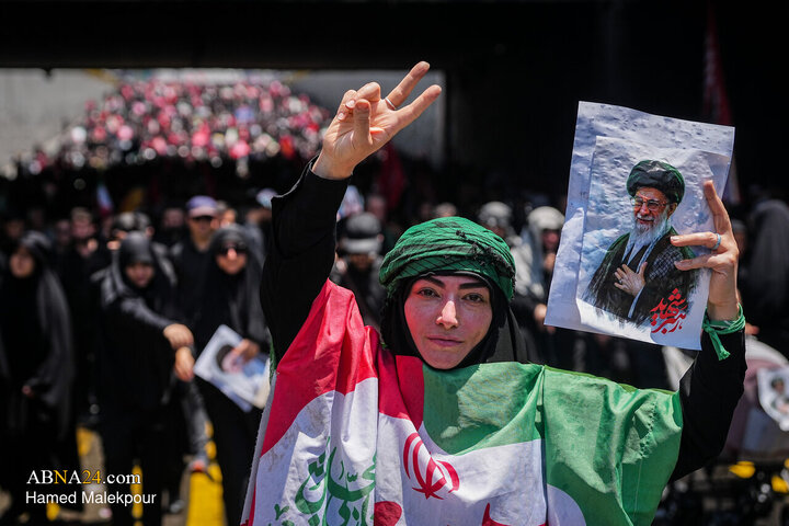 تشییع پیکر مطهر رهبر شهید انقلاب در تهران