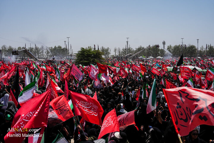 تشییع پیکر مطهر رهبر شهید انقلاب در تهران