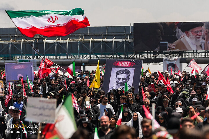 تشییع پیکر مطهر رهبر شهید انقلاب در تهران