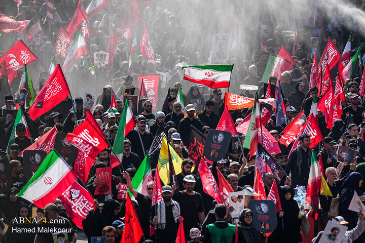تشییع پیکر مطهر رهبر شهید انقلاب در تهران