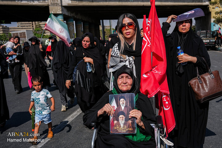 تشییع پیکر مطهر رهبر شهید انقلاب در تهران