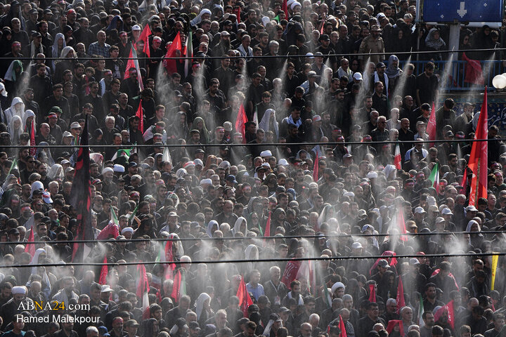 اقامه نماز بر پیکر رهبر شهید انقلاب در مصلی تهران