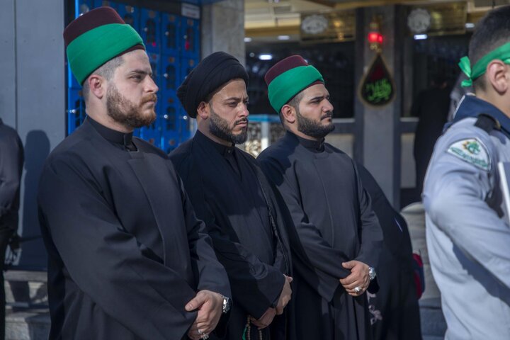 تقرير مصور/ بمشاركة نحو ألف طالب تنظيم المسيرة العاشورائية السنوية في كربلاء المقدسة