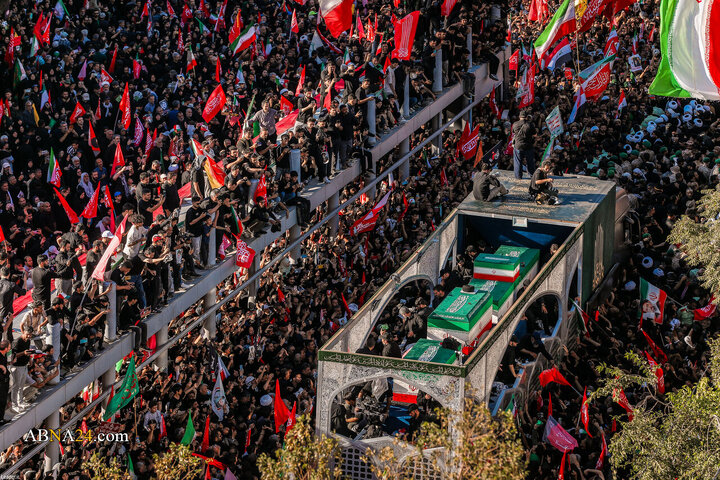 Foto / Mukaddes Meşhed’de Devrim Şehidi Liderin Mübarek Naaşının Cenaze Töreni - 3
