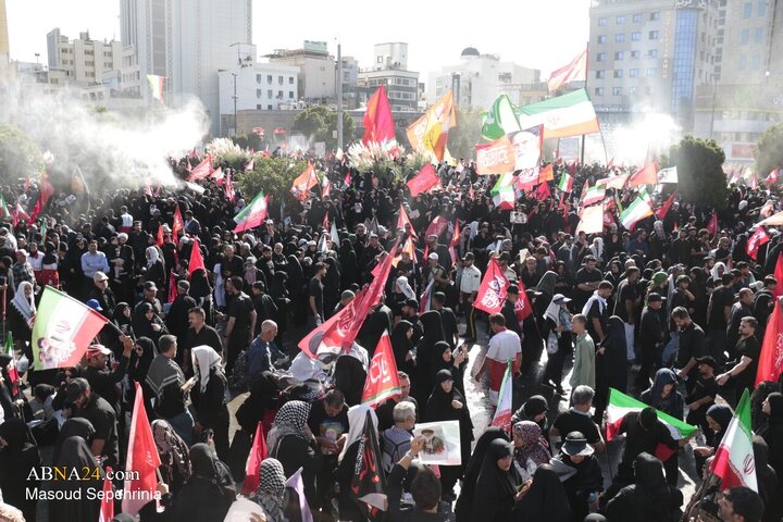 Foto / Mukaddes Meşhed’de Devrim Şehidi Liderin Mübarek Naaşının Cenaze Töreni - 2