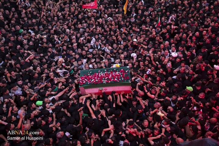 Foto / Devrim Şehidi Liderin Mübarek Naaşının Hz. Ebulfazl (a.s.) Kutsal Türbesindeki Cenaze Töreni