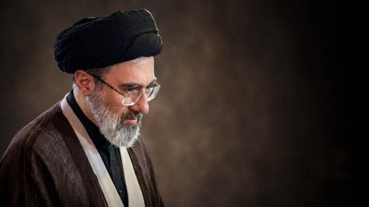 نمایه متنی پیام رهبر انقلاب به‌ مناسبت تشییع و تدفین آقای شهید ایران