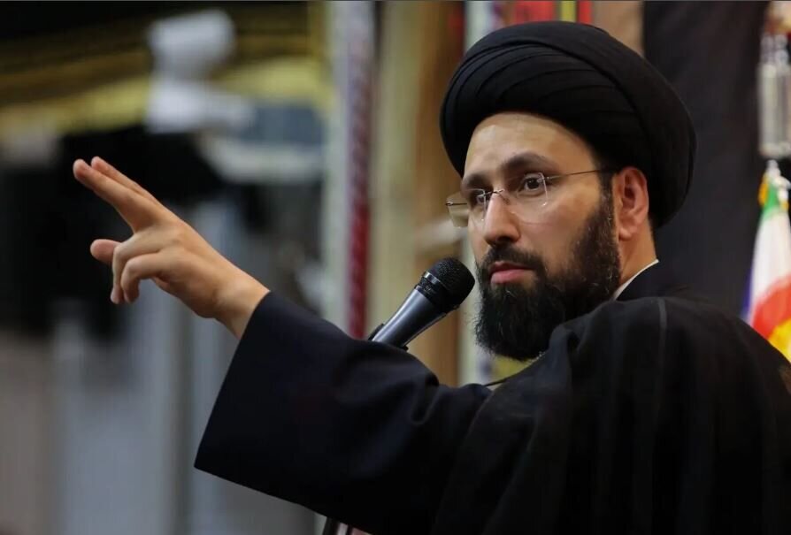 Sayyid Ali Khumaini: Duk Wanda Yayi Tattaunawa Da Amurka Domin Yin Sulhu Maha'inci Ne + Bidiyo