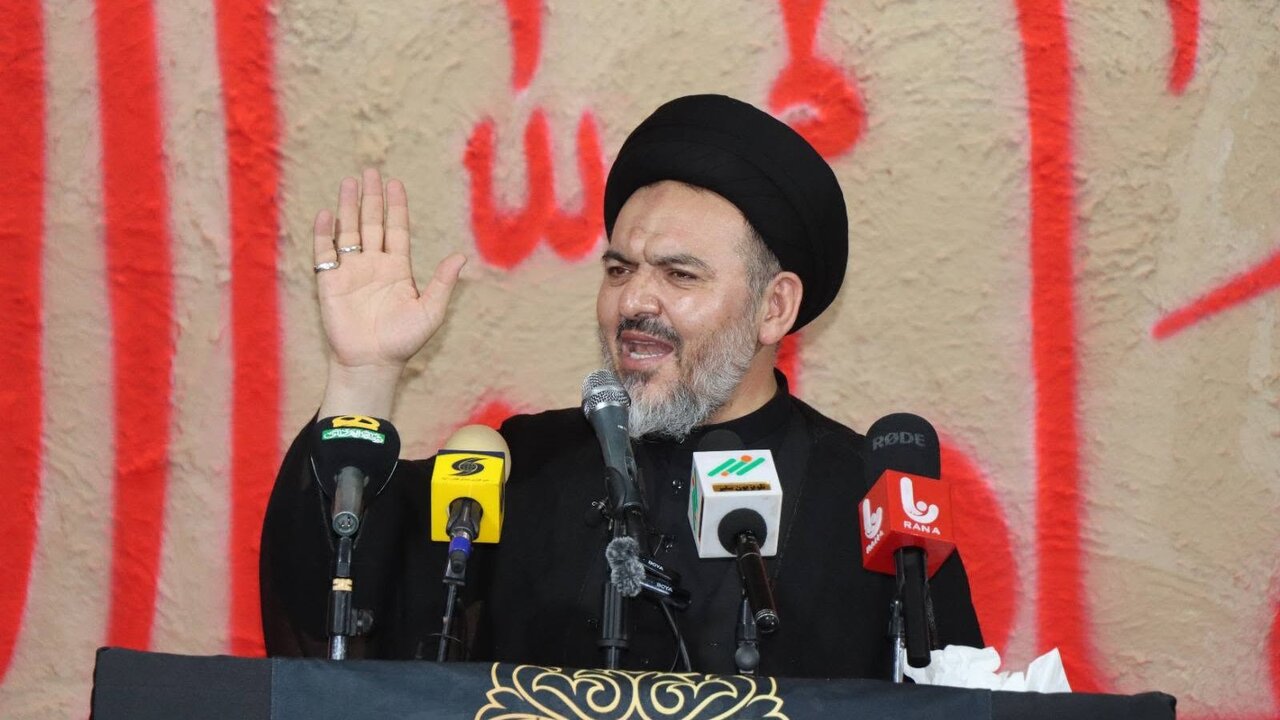 امام جمعه شیعیان مزار شریف: اگر برای تعطیلی مراکز شیعه ابهامی هست با مردم صحبت کنید