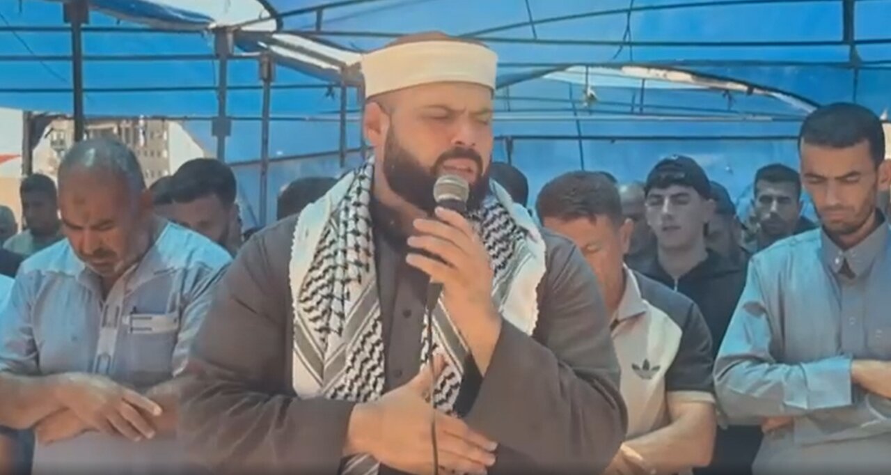 Video / Gazze Halkı, Şehit Lider Ayetullah El-Uzma İmam Hamanei İçin Gıyabi Cenaze Namazı Kıldı