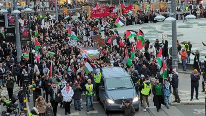 Hundreds Rally in Stockholm to Protest Israeli Assaults on Gaza, Ceasefire Breaches