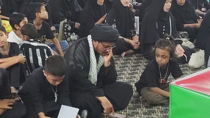 تقرير مصور/ مراسم تشييع جنازة رمزية للإمام الشهيد وأسرته بمسجد ماندالاي الجامع للشيعة في ميانمار