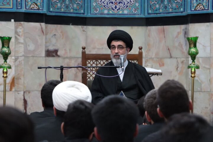 گزارش تصویری/ محفل قرآن و عترت طلاب مدارس آیت‌الله مجتهدی و آیت‌الله حق‌شناس